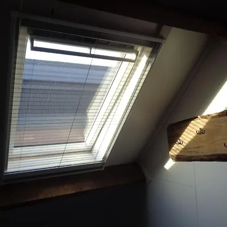 Апартаменты Met 5 Slaapkamers Moerstraten