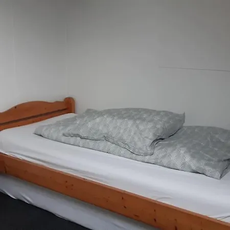 Met 5 Slaapkamers Апартаменты *