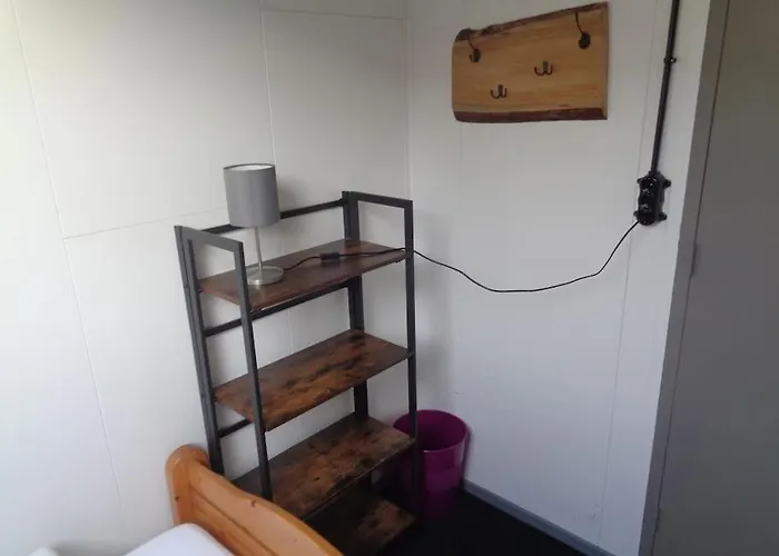 Met 5 Slaapkamers * Moerstraten