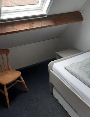 Met 5 Slaapkamers * Moerstraten